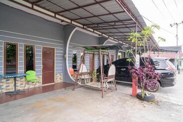 هتل Reddoorz Syariah @ Jalan Bukit Kaminting 2