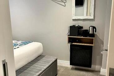 هاستل Number 31 Boutique Townhouse