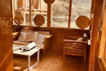هتل The Villster Resort