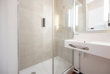 B&b Hotel Toulon Centre Gare