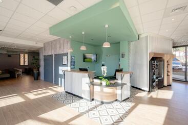 B&b Hotel Toulon Centre Gare