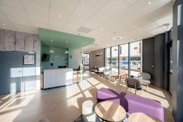 B&b Hotel Toulon Centre Gare