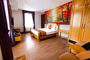 Hoa Viên Hotel   Suối Khoáng Kim Bôi