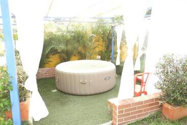 پانسیون La Rivera Hosteria Campestre