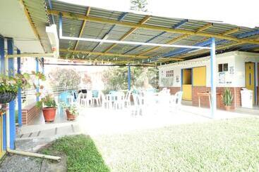 پانسیون La Rivera Hosteria Campestre