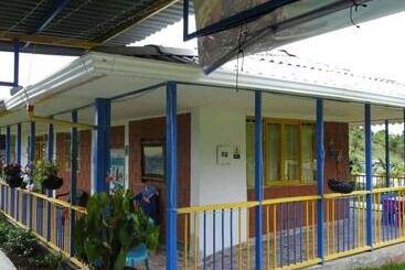 پانسیون La Rivera Hosteria Campestre