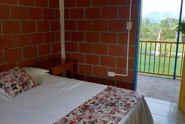 پانسیون La Rivera Hosteria Campestre