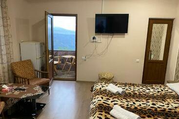 Vakaler Hotel In Haghpat