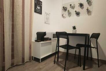 تختخواب و صبحانه Family House