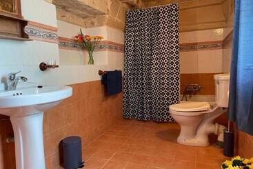 Haven Farmhouse B&b