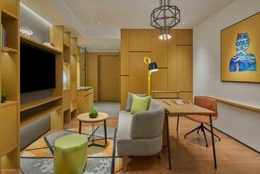 هتل Artyzen Habitat Lingang Shanghai