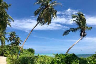 هتل Atoll Residence Dhangethi