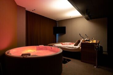 هتل Aux Etangs   Hôtel