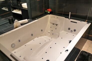 هتل Aux Etangs   Hôtel