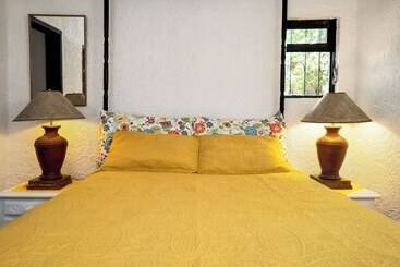 هتل Garden Of Dreams Boutique