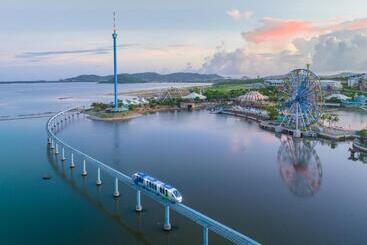 Hyatt Regency Hainan Ocean Paradise Resort