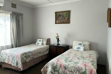 پانسیون Heavenly Heritage House