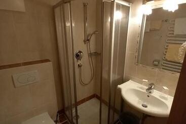 هاستل Pension Berghof