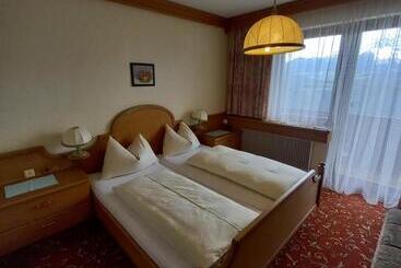 هاستل Pension Berghof
