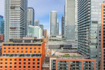 Aoc Suites   Heart Of Downtown Condo