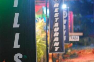 هتل 13 Ways Room Rentals