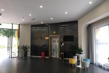 هتل 7days Inn Santai Zizhou Avenue Branch