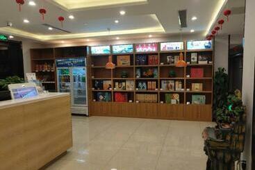 هتل 7days Premium Xiong An New District Rongcheng People S Hospital Branch