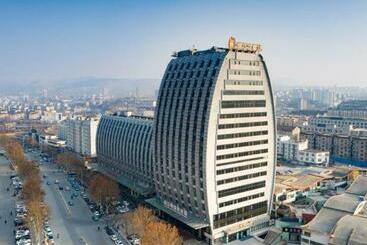 בית מלון כפרי Jinjiang Inn Select Zibo Boshan Passenger Station Branch