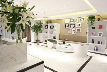 هتل Xana Lite Guiyang Flower Orchard Petronas Twin Towers