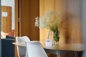 Numa I Jondo Apartments