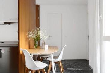 Numa I Jondo Apartments