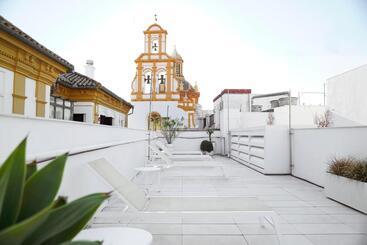 Numa I Jondo Apartments