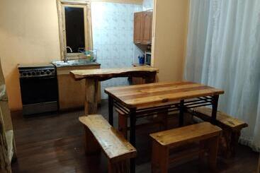 هاستل Cabaña Hostal Ema