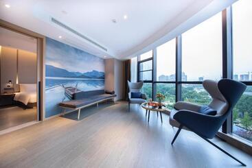 Atour Hotel Meishan Government Affairs Center