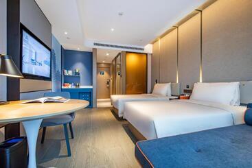 Atour Hotel Meishan Government Affairs Center