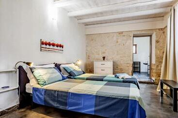 تختخواب و صبحانه Villa Antica Aia Relax