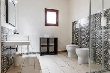 تختخواب و صبحانه Villa Antica Aia Relax