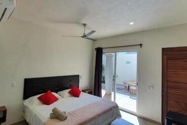هتل Carri Surf Studio