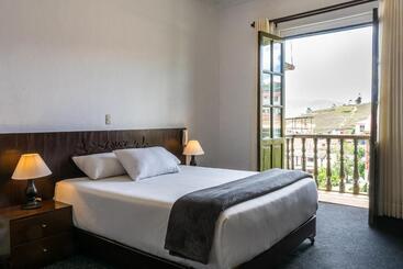 La Xalca Hotel   Asociado Casa Andina