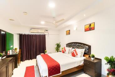 هتل Octave Fairway Suites