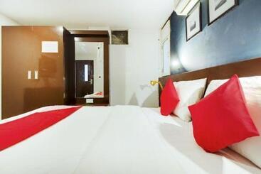 هتل Sk Residency