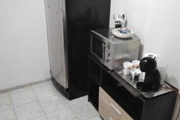 پانسیون Camera Cu Baie Tina