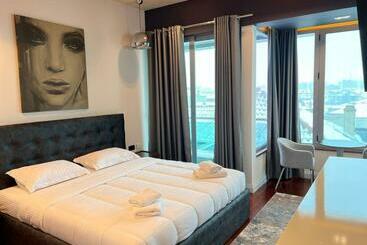 Secret Hotel,korce