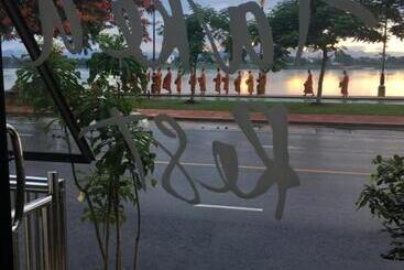 تختخواب و صبحانه Take A Rest At Nakhon Phanom