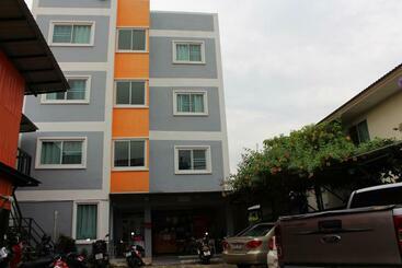 هتل Awa Donmuang