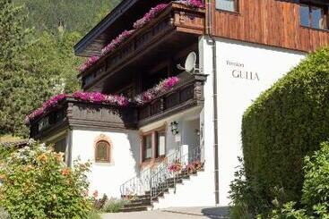 Pension Gulla   Ferienhaus Appartements B&b