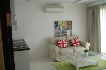Huahinbluesky Condominium