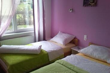 Motel Maks