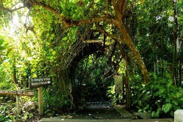 هاستل Mirisbiris Garden And Nature Center