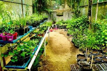 هاستل Mirisbiris Garden And Nature Center
